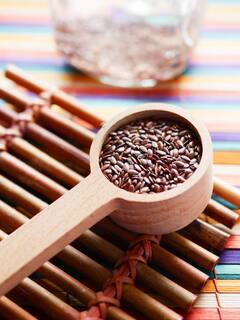 Health: આ નાનકડા બીજમાં છુપાયેલ છે સ્વાસ્થ્યનો ખજાનો, સેવનથી થાય છે શરીરને આ ગજબ ફાયદા