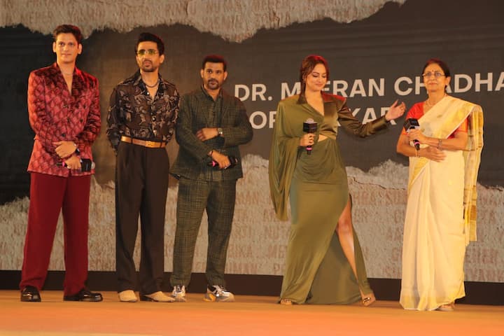 “Dahaad, for me, is an extremely special project. It not only marks my streaming debut, it is also the first ever Indian series to be presented at the 2023 Berlinale Film Festival,” said Sonakshi Sinha.