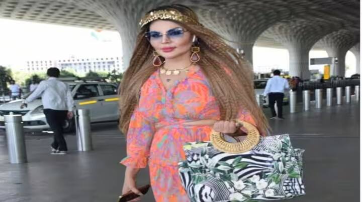 Rakhi Sawant Pics: ਅਦਾਕਾਰਾ ਰਾਖੀ ਸਾਵੰਤ ਨੂੰ ਬਾਲੀਵੁੱਡ ਦੀ ਡਰਾਮਾ ਕੁਈਨ ਦਾ ਖਿਤਾਬ ਮਿਲਿਆ ਹੈ। ਅਦਾਕਾਰਾ ਹਰ ਰੋਜ਼ ਕਿਸੇ ਨਾ ਕਿਸੇ ਕਾਰਨ ਸੁਰਖੀਆਂ ਵਿੱਚ ਰਹਿੰਦੀ ਹੈ। ਹਾਲ ਹੀ 'ਚ ਉਨ੍ਹਾਂ ਨੂੰ ਏਅਰਪੋਰਟ 'ਤੇ ਦੇਖਿਆ ਗਿਆ ਹੈ।