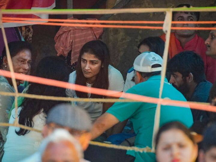 Wrestlers protest bajrang punia said PT Usha is supporting players Wrestlers Protest: 'हमारे साथ खड़ी हैं पीटी उषा', बजरंग पुनिया ने बताया पहलवानों से क्या हुई उनकी बात