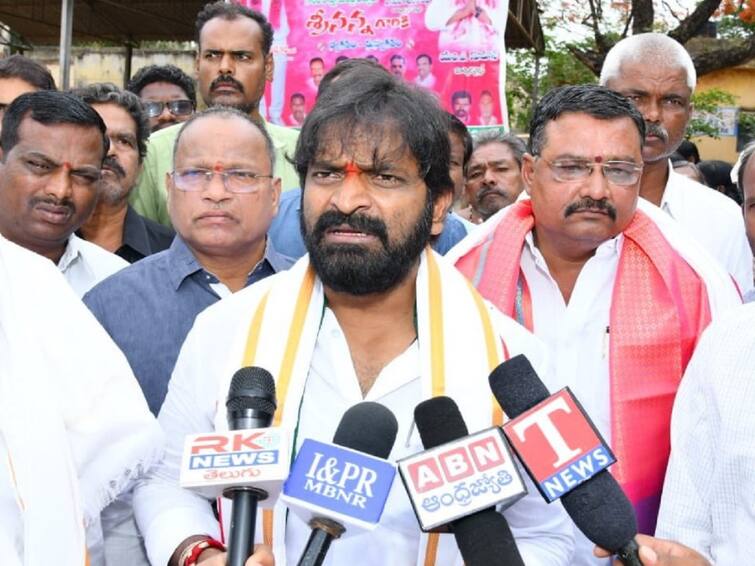 Hyderabad News Ministers Srinivas Goud Talasani Srinivas Yadav Started Neera Cafe Nceklace Road Hyderabad Neera Cafe: నీరాలో ఆల్కహాల్ ఉండదు, అసత్య ప్రచారాలు చేయొద్దు: మంత్రి శ్రీనివాస్ గౌడ్