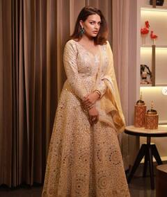 Himanshi Khurana: ਹਿਮਾਂਸ਼ੀ ਖੁਰਾਣਾ ਦਾ ਟ੍ਰੋਲਰਸ ਤੇ ਤੰਜ, ਬੋਲੀ- 'ਲੋਕ ਮੈਨੂੰ ਧਰਮ ਦੀ ਪਰਿਭਾਸ਼ਾ ਦੱਸਦੇ, ਪਰ ਸ਼ੁਰੂਆਤ ਗਾਲ੍ਹਾਂ ਕੱਢਣ ਤੋਂ ਕਰਦੇ'
