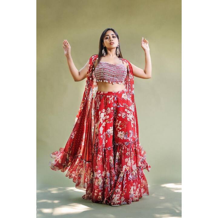 అక్కడ మంచి గుర్తింపు తెచ్చుకున్నాక 'మెంటల్ మదిలో' మూవీతో టాలీవుడ్ పరిచయం అయ్యింది. Photo Credit:Nivetha Pethuraj/Instagram