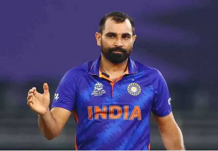 शमीची पूर्वीश्रमीची पत्नी हसीन जहाँने (Hasin Jahan) त्याच्या अटकेसाठी सर्वोच्च न्यायालयात धाव घेतली आहे.