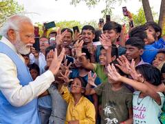 Karnataka Elections 2023: कर्नाटक में पीएम मोदी का दिखा अलग अंदाज, पद्म श्री से सम्मानित तुलसी गौड़ा और सुकरी बोम्मागौड़ा से की मुलाकात