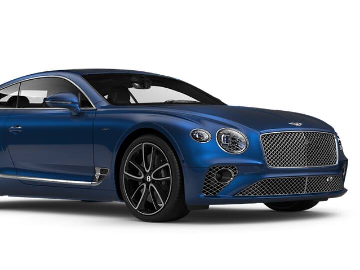 विराट कोहली की पसंदीदा गाड़ियों में पहले नंबर पर बेंटले कॉन्टिनेंटल जीटी लग्जरी कार मौजूद है. जिसकी कीमत 4.04 करोड़ से ज्यादा है.