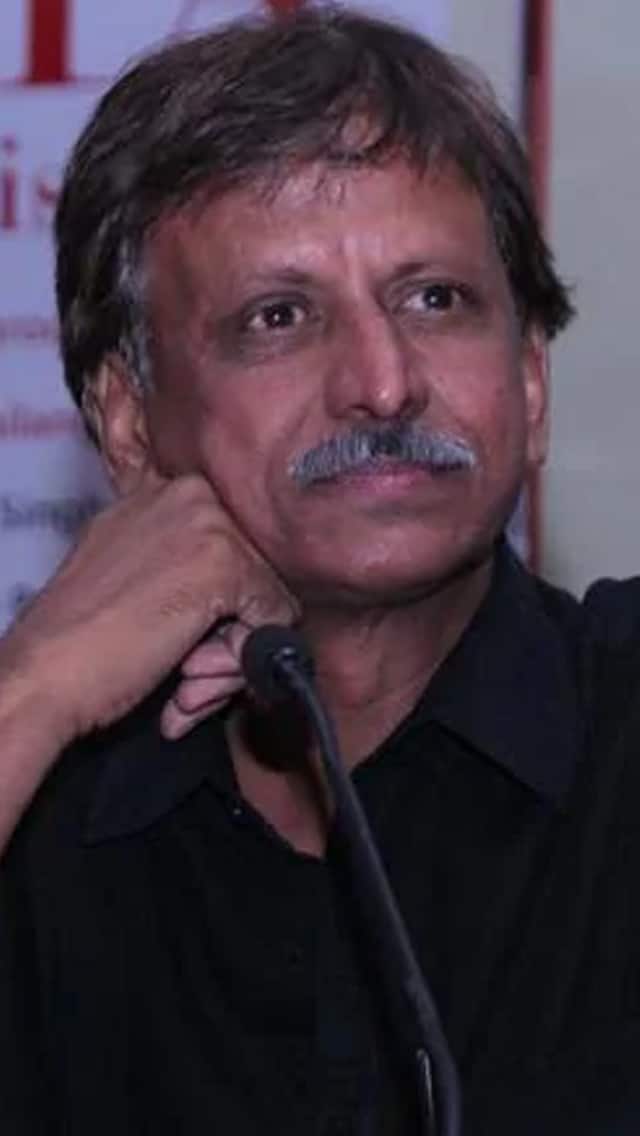 सुधीर तैलंग (sudhir tailang) : व्यंगचित्रकार सुधीर तैलंग यांनी आपल्या व्यंगचित्रांमधून नेहमीच सामान्य माणसाच्या व्यथा मांडल्या.