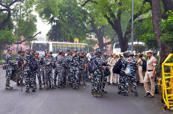 सध्या आंदोलनाच्या ठिकाणी कलम 144 लागू करण्यात आले आहे.