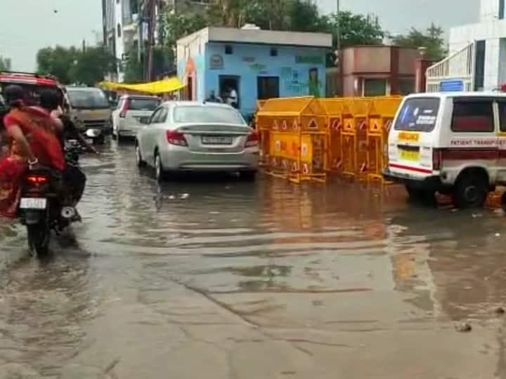 Delhi water logging increased Due to heavy Rains in Burari People Face problems ANN Delhi News: दिल्ली में झमाझम बारिश के बाद वाटर लॉगिंग ने बढ़ाई लोगों की मुसीबत, सिविक एजेंसियों की खुली पोल