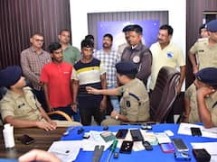 बांग्लादेश के चोर भारत में फर्जी आधार कार्ड बनवाकर करते थे चोरी, दुर्ग पुलिस ने किया गिरफ्तार