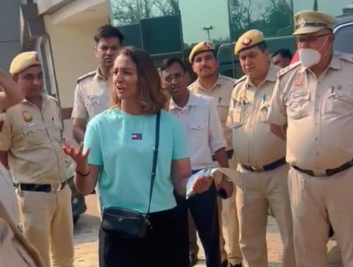 Wrestlers Protest: Delhi Police arrested Geeta Phogat and her husband Pawan Saroha Wrestlers Protest: गीता फोगाट और उनके पति को दिल्ली पुलिस ने किया गिरफ्तार! ट्वीट कर कही ये बात