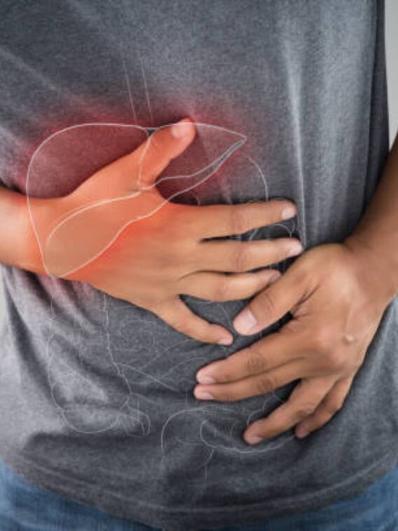 लिवर डैमेज होने के हैं ये 7 लक्षण, ना करें इग्नोर