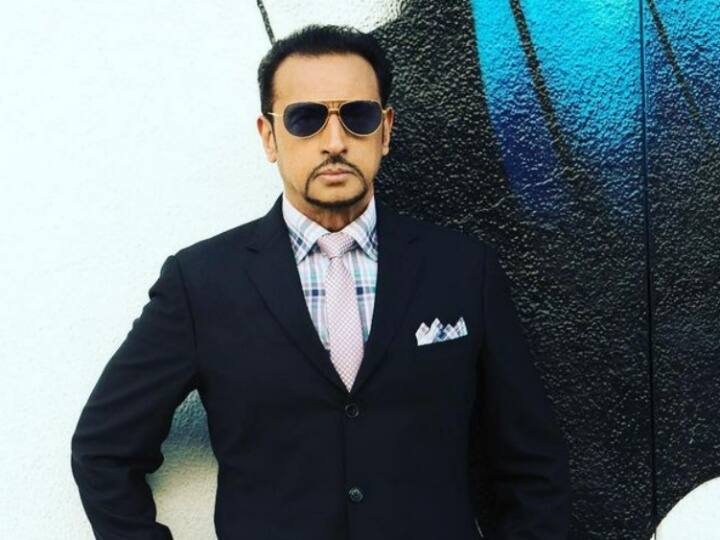 Gulshan Grover को बॉलीवुड में बैडमैन के नाम से जाना जाता है. जिन्होंने इंडस्ट्री में एक बड़ा मुकाम हासिल किया है. लेकिन क्या आप जानते हैं कि शाहरुख खान की वजह से उनपर कई पाबंदियां लग गई थी.