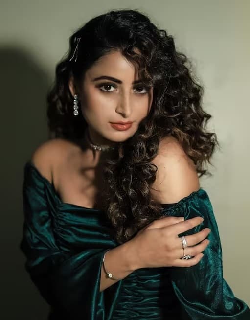 તાજેતરમાં જ ઐશ્વર્યા શર્માએ 'ગુમ હૈ કિસી કે પ્યાર મેં' શો છોડી દીધો છે. તે ‘પાખી’નું પાત્ર ભજવી રહી હતી. હવે ઐશ્વર્યા નવી તકો શોધી રહી છે અને આગળ વધવા માંગે છે.