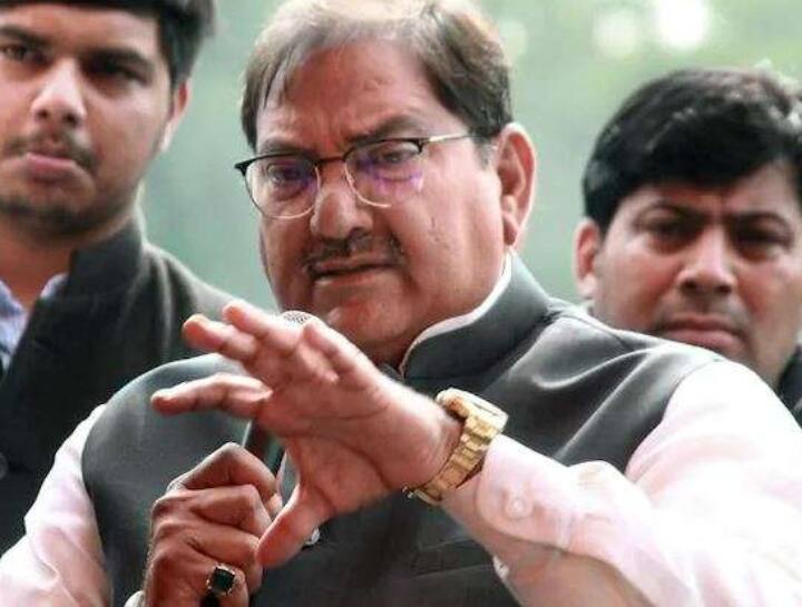 Wrestlers Protest: 'दिल्ली को चारों तरफ से बंद करना पड़ेगा', पहलवानों के समर्थन में अभय सिंह चौटाला का बड़ा बयान Abhay Singh Chautala big statement in support of wrestlers protest, 'Delhi will have to be closed from all sides' Wrestlers Protest: 'दिल्ली को चारों तरफ से बंद करना पड़ेगा', पहलवानों के समर्थन में अभय सिंह चौटाला का बड़ा बयान