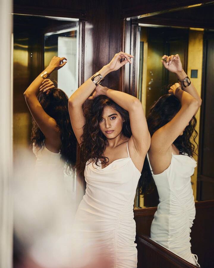 'మజిలీ' సినిమాతో టాలీవుడ్ కి పరిచయమైంది ఉత్తరాఖండ్ భామ దివ్యాంన్ష కౌశిక్. ఆ తర్వాత 'రామారావు ఆన్ డ్యూటీ'మూవీలో నటించింది