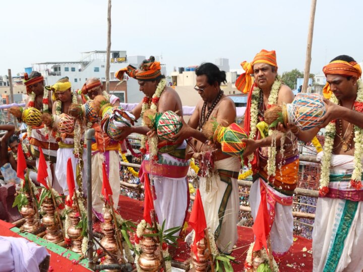 kanchipuram: சித்ரகுப்தர் கோயில் கும்பாபிஷேக விழா - குவிந்த ஆயிரக்கணக்கான பக்தர்கள்