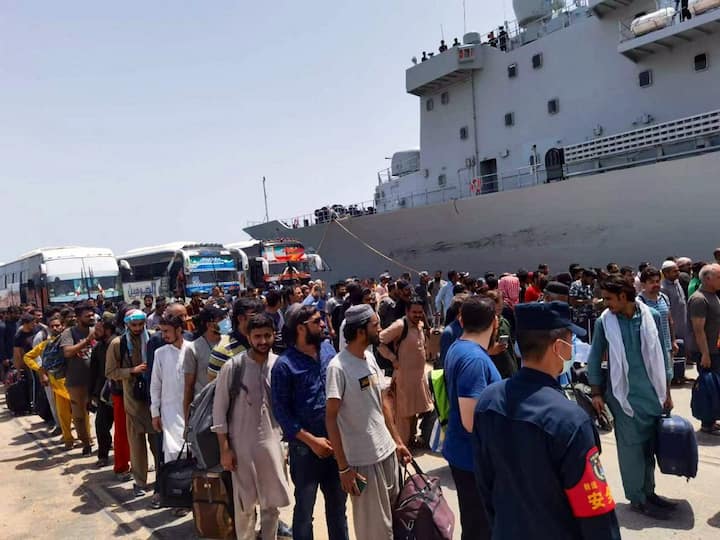 Sudan civil war 2023 Pakistani Ministry of External Affairs says Pakistan has evacuated all citizens from Sudan Sudan Crisis: सूडान से अपने लोगों को बचाने के लिए गिड़गिड़ाया पाकिस्तान! सऊदी अरब और चीन से मांगी मदद की भीख