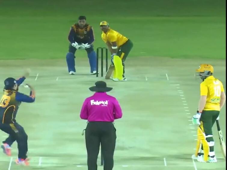 46 Runs Scored In Over T20 Franchise League Kuwait Viral Video WATCH: 46 Runs Scored In One Over In T20 Franchise League In Kuwait