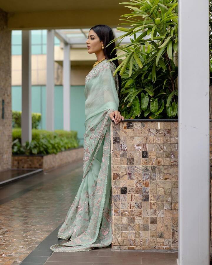 ఈ సినిమా మే 5న హిందీలోనూ విడుదల కానుంది.