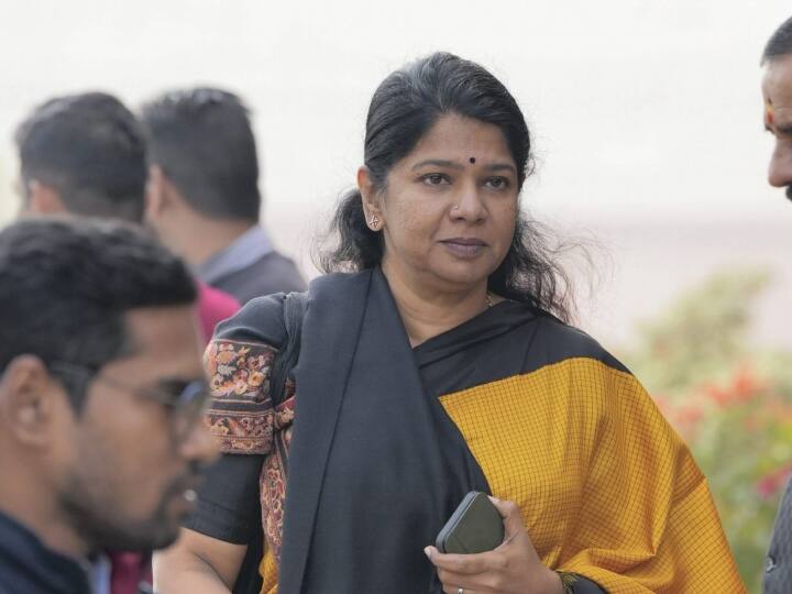 supreme court grant DMK MP Kanimozhi to Big relief quashes petition challenging her election ann Supreme Court: डीएमके सांसद कनिमोझी को सुप्रीम कोर्ट से बड़ी राहत, निर्वाचन को चुनौती देने वाली याचिका रद्द