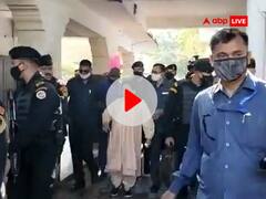 Watch: बूथ के अंदर वोट डालने जा रही थीं मायावती, तभी हुआ 'धमाका', फिर सुरक्षाकर्मियों ने...