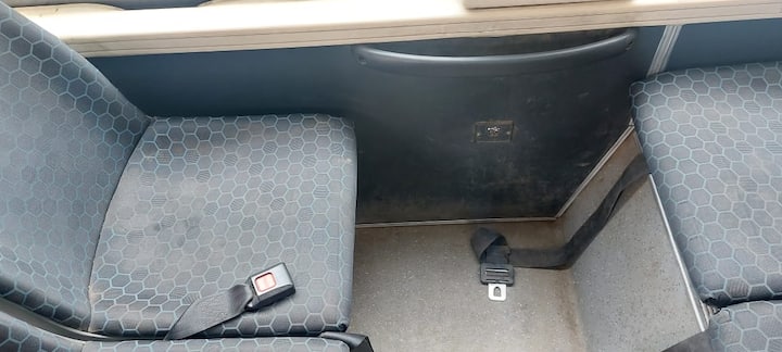 शाळांच्या सुट्ट्या लागल्या आहेत, लहान मुलांना (PMPML)कुठे घेऊन जायचं, फिरायला जायचे असेल तर कुठे आणि कसं जायचं?, हे सगळे प्रश्न पुणे महानगर परिवहन महामंडळाने सोडवले आहेत.