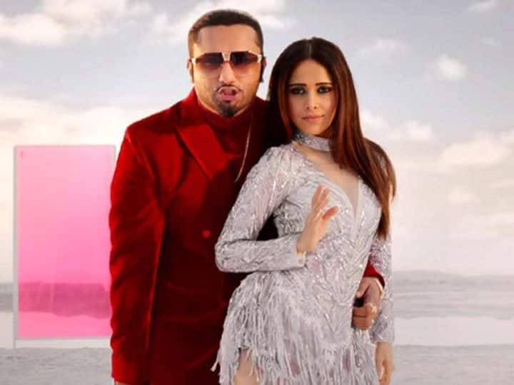 Nushrratt Bharuccha Break silence On dating rumours with Yo Yo Honey Singh read here यो यो हनीं सिंह संग डेटिंग रूमर पर Nushrratt Bharuccha ने तोड़ी चुप्पी, बोलीं- ये मेरी पहली...