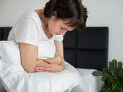 Ovarian Cancer: જો 7 લક્ષણોને કરશો ઇગ્નોર તો લાસ્ટ સ્ટેજ પર પહોંચી શકે છે ઓવરિયન કેન્સર