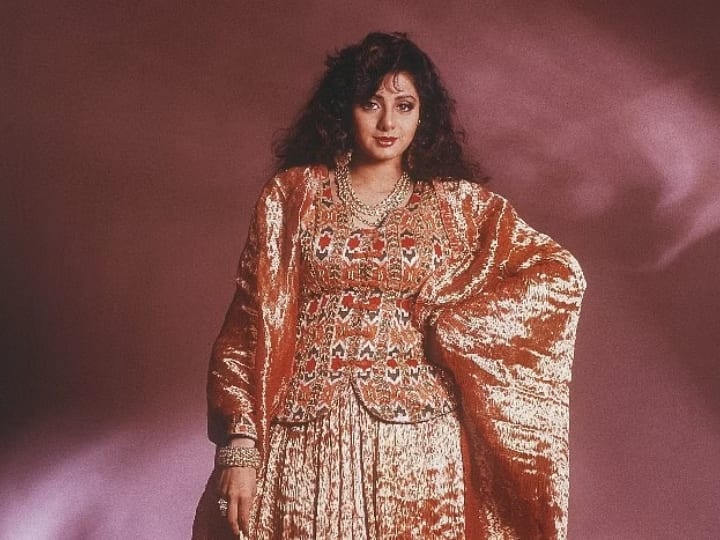 इस बीमारी की वजह से शूटिंग के सेट पर बेहोश हो जाती थीं Sridevi, क्या ये भी थी मौत की वजह? Due to this disease Sridevi used to faint on the sets of the shooting was this also the reason for the death इस बीमारी की वजह से शूटिंग के सेट पर बेहोश हो जाती थीं Sridevi, क्या ये भी थी मौत की वजह?