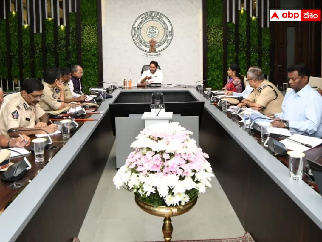 AP Agriculture Department statement that they are assessing the damage caused by Unseasonal rains in Andhra Pradesh dnn ఎక్కువ ధర ఉందనే ఇతర రాష్ట్రాలకు మన ధాన్యం: పౌరసరఫరాల శాఖ కార్యదర్శి 