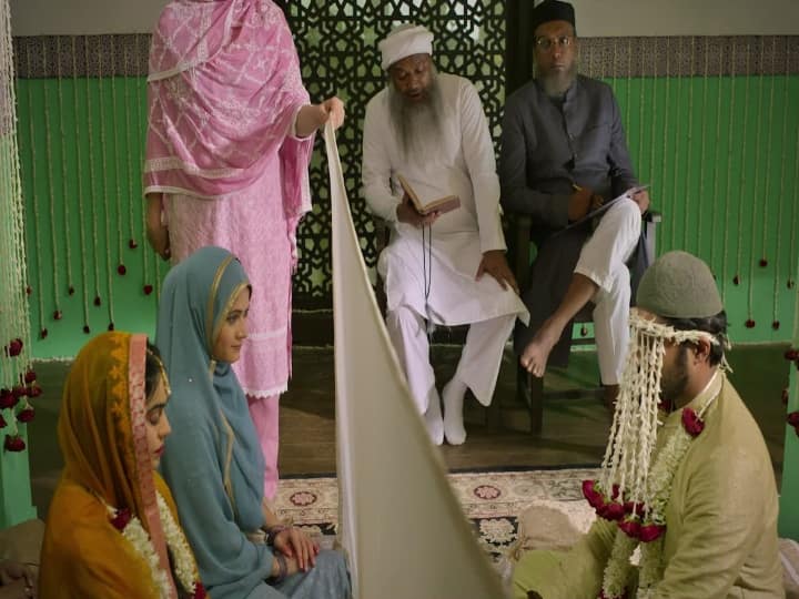 The Kerala Story Review: வெறுப்பு பிரச்சாரமா? உண்மை கதையா? தி கேரளா ஸ்டோரி விமர்சனம்!