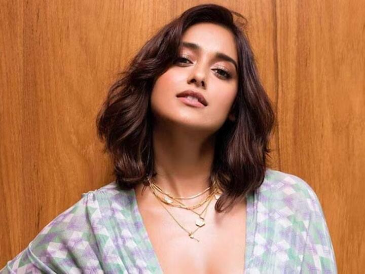 'सोने की कोशिश करो तो पेट में होती है डांस पार्टी', इलियाना डिक्रूज ने शेयर किया प्रेग्नेंसी का दर्द Ileana DCruz revealed she has been experiencing some challenges in getting a good night sleep 'सोने की कोशिश करो तो पेट में होती है डांस पार्टी', इलियाना डिक्रूज ने शेयर किया प्रेग्नेंसी का दर्द