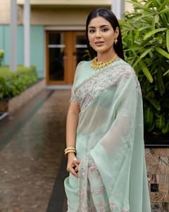 Samyuktha Menon Looks Graceful In A Pastel Green Saree. See Pics