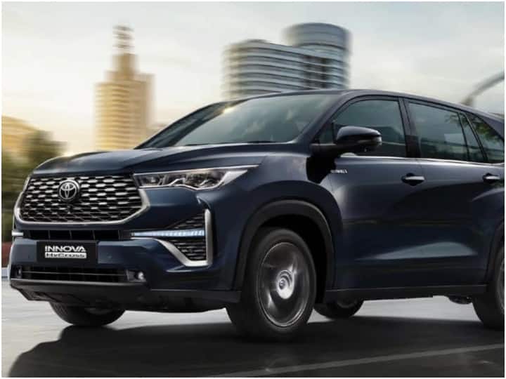 Toyota Price Hiked: टोयोटा ने बढ़ाई अपनी कारों की कीमतें, ये मॉडल्स हैं शामिल