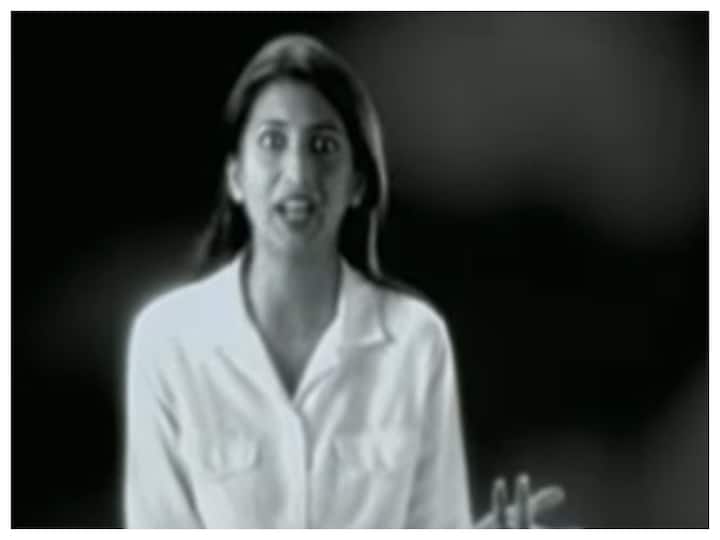 Smriti Irani Shares Her 25-Year-Old Sanitary Pad Ad: 'Such Ads Ensured Death Of Glamour Based Career For Model' Smriti Irani Shares Her 25-Year-Old Sanitary Pad Ad: 'Such Ads Ensured Death Of Glamour Based Career For Model'