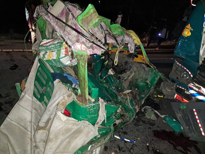 Arwal Road Accident: बिहार के अरवल में भीषण सड़क हादसा, ट्रक ने ऑटो में मारी टक्कर, 5 लोगों की मौके पर मौत
