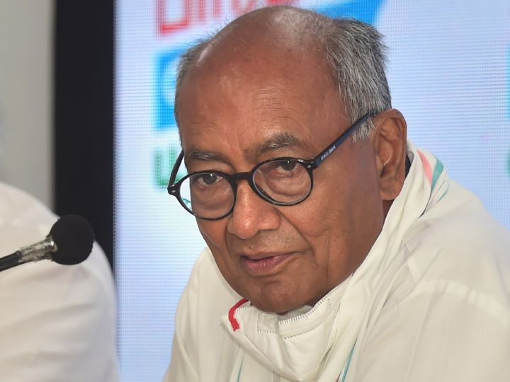 Digvijaya Singh On Bajrang Dal Controversy Congress Targets PM Modi Mohan Bhagwat ANN | MP Politics: बजरंग दल के मुद्दे पर घिरी कांग्रेस तो दिग्विजय सिंह ने संभाला मोर्चा, कहा- 'मैंने मोहन भागवत को खत...'