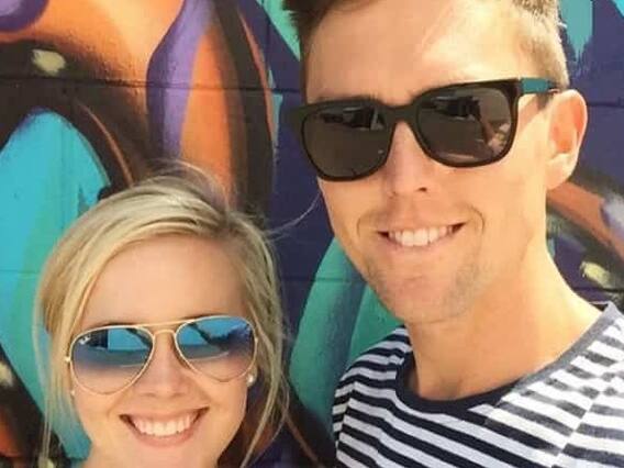 ट्रेंट बोल्ट की वाइफ की 10 ग्लैमरस तस्वीरें