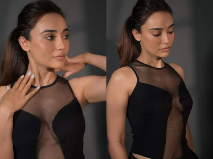 Surbhi Jyoti Pics: एक्ट्रेस सुरभि ज्योति अपने बोल्ड और हॉट लुक्स को लेकर सुर्खियों में रहती हैं. हाल ही में एक्ट्रेस ने अपने लेटेस्ट फोटोशूट की कुछ तस्वीरें शेयर की हैं. जो फैंस को मदहोश कर रही है.