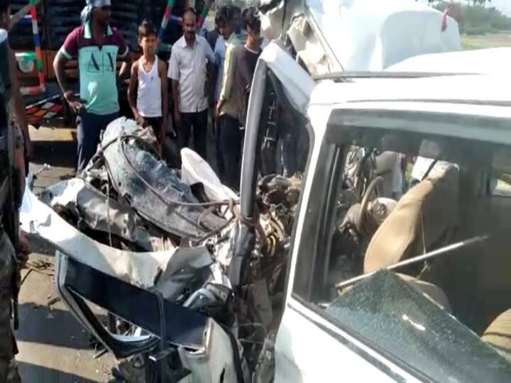 Road Accident News Truck and car collision in Hajipur killed five people of the same family ann Road Accident: हाजीपुर में भीषण सड़क हादसा, ट्रक और कार की टक्कर में एक ही परिवार के पांच लोगों की मौके पर मौत