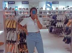 तरुणीनं विचारलं, कोणी सेल्फीचा बॅकग्राऊंड बदलून देईल का? लोकांनी दाखवली अशी क्रिएटिव्हिटी; बघून हसू आवरणार नाही