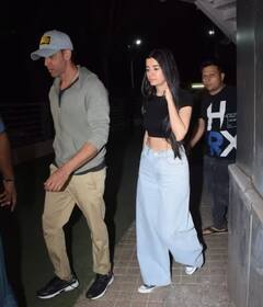 Hrithik Roshan: ਰਿਤਿਕ ਰੋਸ਼ਨ ਨੇ ਗਰਲਫ੍ਰੈਂਡ ਸਬਾ ਆਜ਼ਾਦ ਨਾਲ ਮਾਣਿਆ ਮੂਵੀ ਡੇਟ ਦਾ ਆਨੰਦ, ਪੁੱਤਰ ਰੇਹਾਨ ਅਤੇ ਰਿਦਾਨ ਵੀ ਆਏ ਨਜ਼ਰ