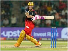 इस सीज़न जमकर बोल रहा है RCB कप्तान फाफ डु प्लेसिस का बल्ला, 500 रन बनाने वाले पहले बल्लेबाज बने