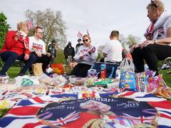 Eager Royal Family Fans Take To Streets To Witness King Charles III And Queen Camilla's Coronation — SEE PICS