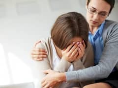 हर बार कमजोरी की निशानी नहीं होता रोना, इससे सेहत को मिलते हैं ढेर सारे फायदे