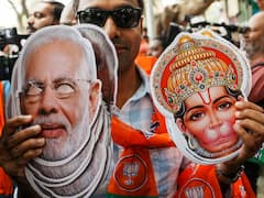 कर्नाटक के चुनावी रण से ठीक पहले जनता की 'फाइनल' ओपिनियन, आंकड़े बता रहे कौन कितने पानी में | 10 बड़ी बातें