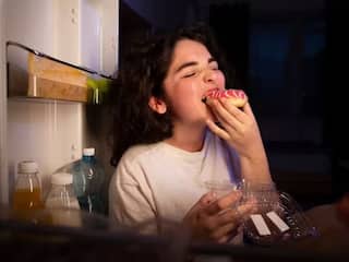 Midnight Food Craving: तुम्हाला मध्यरात्री भूक लागतेय? मग हे चार पदार्थ नक्की ट्राय करा