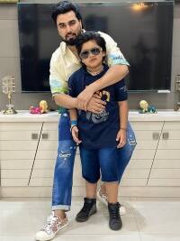 अरमान मलिक के बेटे चिरायु को बर्थडे पर बेचनी पड़ी चाय