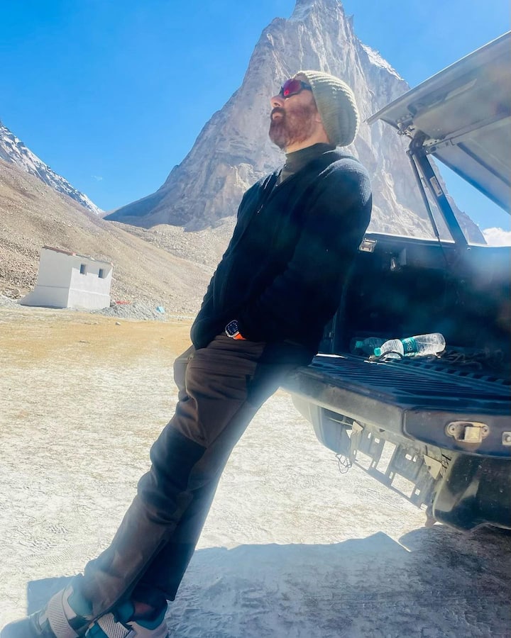 वहीं सनी ने फिल्म के लिए हां कर दी और आज ये फिल्म हिंदी सिनेमा की यादगार फिल्मों में शामिल हो गई. इस बात का खुलासा खुद सनी देओल ने लल्लन टॉप को दिए एक इंटरव्यू में किया था.